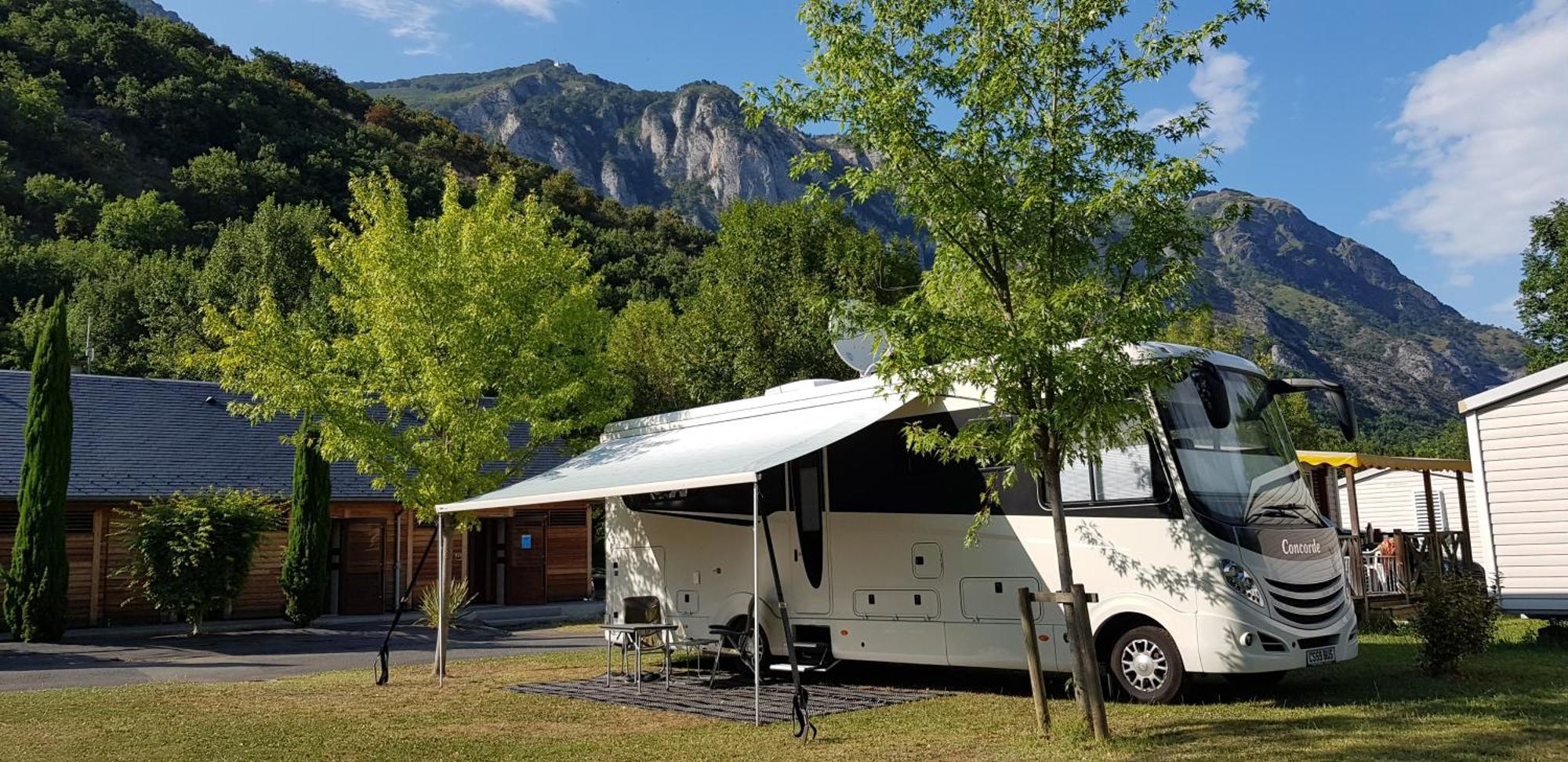 Camping Familial - Parc Aquatique - Grande Aire De Jeux A La Montagne Agos-Vidalos Exteriör bild
